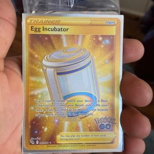 Pokémon Go gold incubator out of an elite trainer box